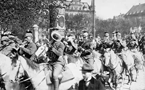 Overthrow: Government troops enter Munich, May 1919