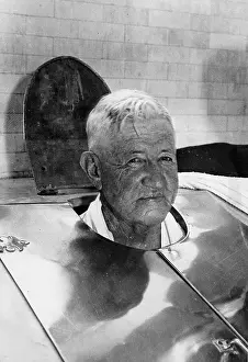 Sauna: The governor of Arkansas