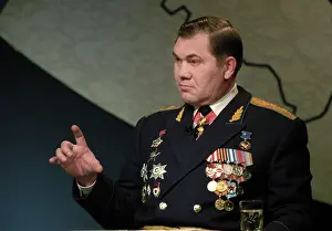 Retired: Governor of Krasnoyarsk Territory Lebed making speech, 1999