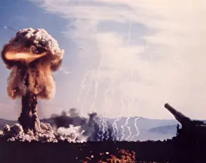 Fallout: The GRABLE Shot used a 280mm artillery gun ?