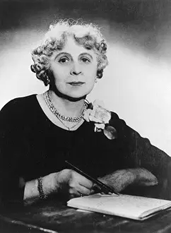 Grace Rosher, exponent of automatic writing