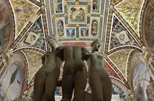 Pinturicchio: Three Graces statue, Piccolomini Library, Siena
