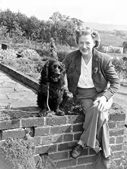 Gracie: Gracie Fields with friends