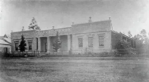 Porticos: Grahamstown: The Hawthorns
