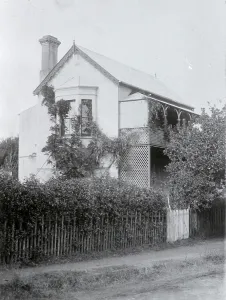 Storied: Grahamstown: Huntly Street
