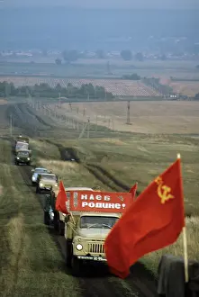 Grain: Grain carriage to elevator, 1983