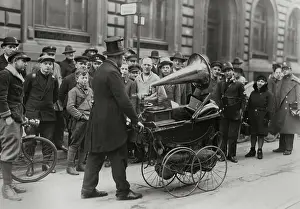 Stroller: Gramophone, 1931