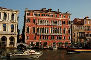 Navigating: Gran Canal. Venice. Italy