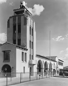 Glendale: Grand Central Air Terminal, designed by ?