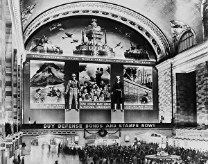 Promotes: Grand Central terminal Mural. A huge photo ?