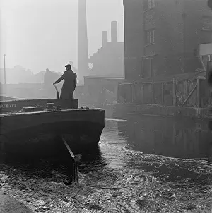 Foregound: Grand Union Canal