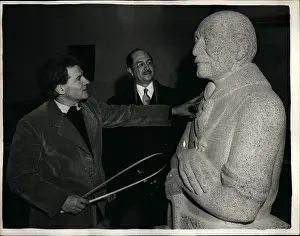 Hundredweight: Granite bust of Baden Powell by Donald Potter