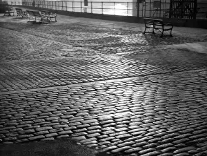 Cobble: GRANITE COBBLED STREET