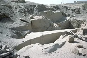 Egyptology: Granite quarry, Aswan, Egypt