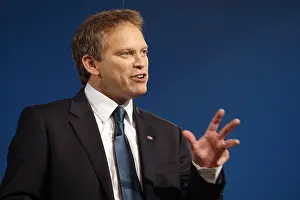 Winken: Grant Shapps MP