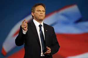 Winken: Grant Shapps MP