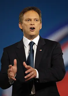 Winken: Grant Shapps MP