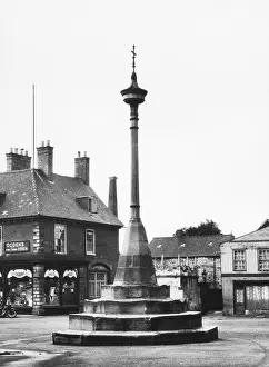 Ogden: GRANTHAM MARKET CROSS