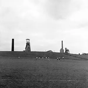 Henry Grant Collection: Grassmoor colliery and training centre, Mining
