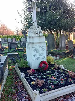 Gallantry: The Grave of Jack Cornwell - Manor Park Cemetery