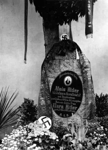 Alois: Gravestone of Adolf Hitler's parents, 1930