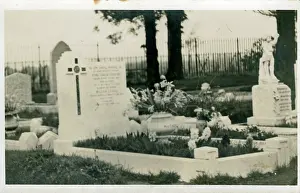 Louisa: Gravestone of Ethel Louisa Caunter, Southampton, Hampshire