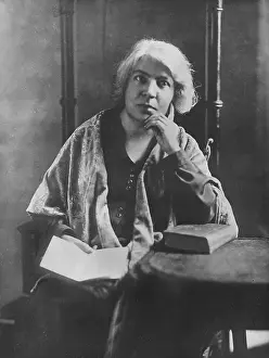 Grazia: Grazia Deledda, 1926