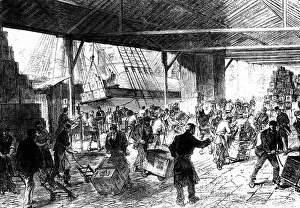 Docker: Great Britain, London, harbour, docks, unloading