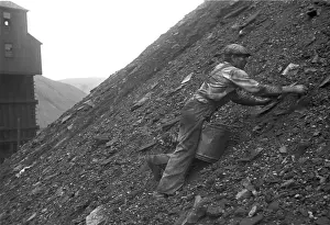Heaps: During the Great Depression a man salvages ?