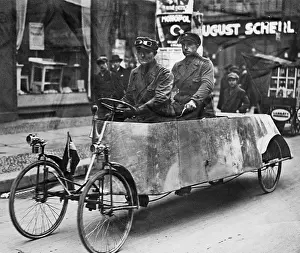Propelling: Great Depression: Unemployed in Berlin, 1929