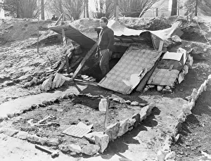 Shanty: The Great Depression. An unemployed homeless ?