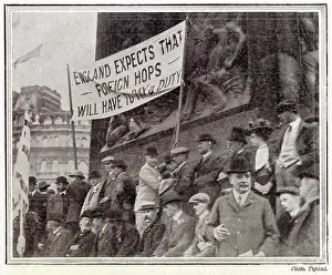 Growers: Great hop-pickers demonstration 1908