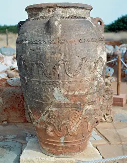 Olive: Greece. Creta.The palace of Malia. Middle Bronze Age. Detail