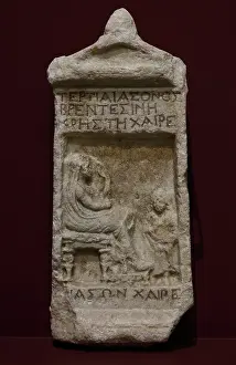 Himation: Greek stele, Musee Lapidaire, Avignon