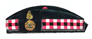 Droit: Greetings card in the shape of a Glengarry cap