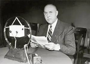 Strasser: Gregor Strasser at the microphone