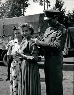 Smuggled: Gregory Peck in spy film, Berlin