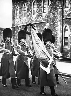 Bearskin: Grenadier Guards on their way to Buckingham Palace, 1939