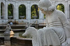 Volkspark: Gretel, Marchenbrunnen, Berlin, Germany