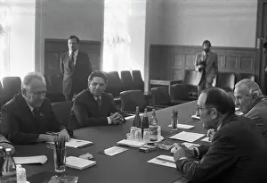 Attorney: Griffin Bell Visits USSR