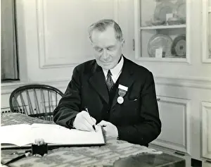 Brewer: Griffith Brewer at the dedication of the Wright brothers