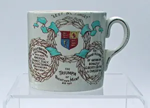 Winton: Grimwade's Winton earthenware mug Lest We Forget