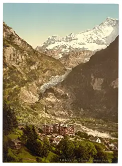 Grindelwald: Grindelwald, Bear Hotel and glacier, Bernese Oberland, Switz
