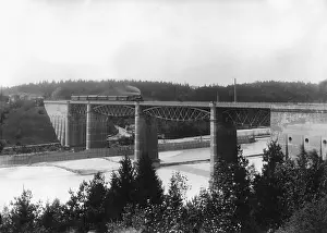 Isar: Groihesseloher Bridge over in Munich