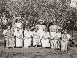 Kandy: Group of chiefs and their wives, Kandy, Ceylon, Sri Lanka