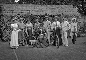Roofing: Group of colonials with Indian servant