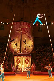 Supervision: Group of equilibrists in Moscow Circus on Prospekt