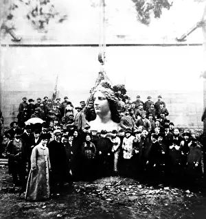Rhein: Group photo during the construction of a war memorial, 1883