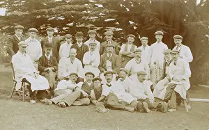 Aprons: Group photo, large group of workmen
