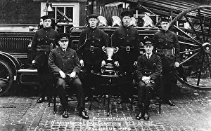 Runners: Group photo, London Fire Brigade, Manchester Square
